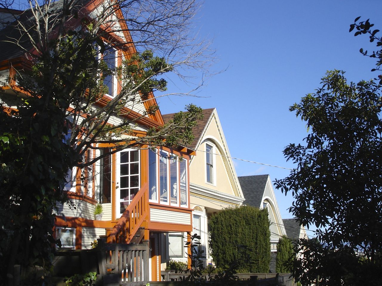 A row of Victorian houses in Noe Valley, San Francisco